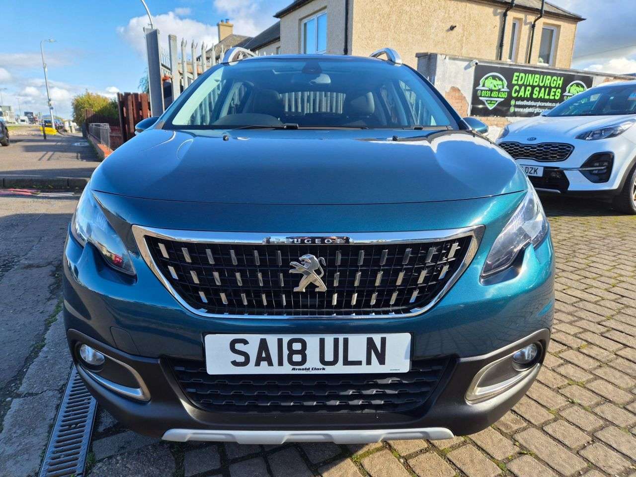 A 2018 PEUGEOT 2008 1.6 BlueHDi Allure SUV 5dr Diesel Manual Euro 6 (s/s) (100 ps) A 2018 PEUGEOT 2008 1.6 BlueHDi Allure SUV 5dr Diesel Manual Euro 6 (s/s) (100 ps)