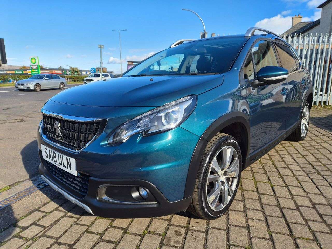 A 2018 PEUGEOT 2008 1.6 BlueHDi Allure SUV 5dr Diesel Manual Euro 6 (s/s) (100 ps) A 2018 PEUGEOT 2008 1.6 BlueHDi Allure SUV 5dr Diesel Manual Euro 6 (s/s) (100 ps)