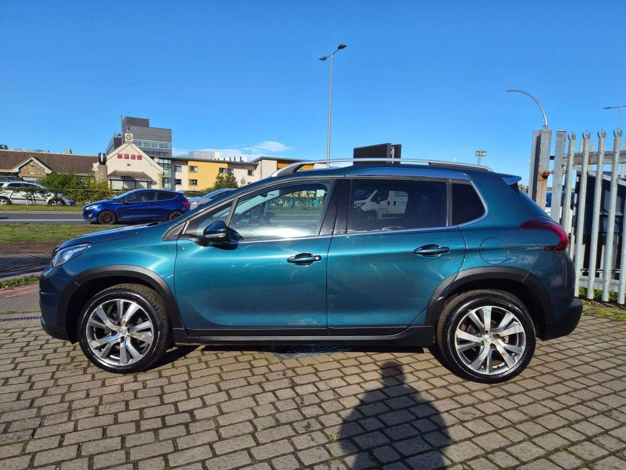 2018 PEUGEOT 2008 2018 PEUGEOT 2008