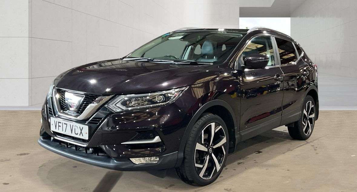 A 2017 NISSAN QASHQAI 1.6 dCi Tekna SUV 5dr Diesel Manual Euro 6 (s/s) (130 ps) A 2017 NISSAN QASHQAI 1.6 dCi Tekna SUV 5dr Diesel Manual Euro 6 (s/s) (130 ps)