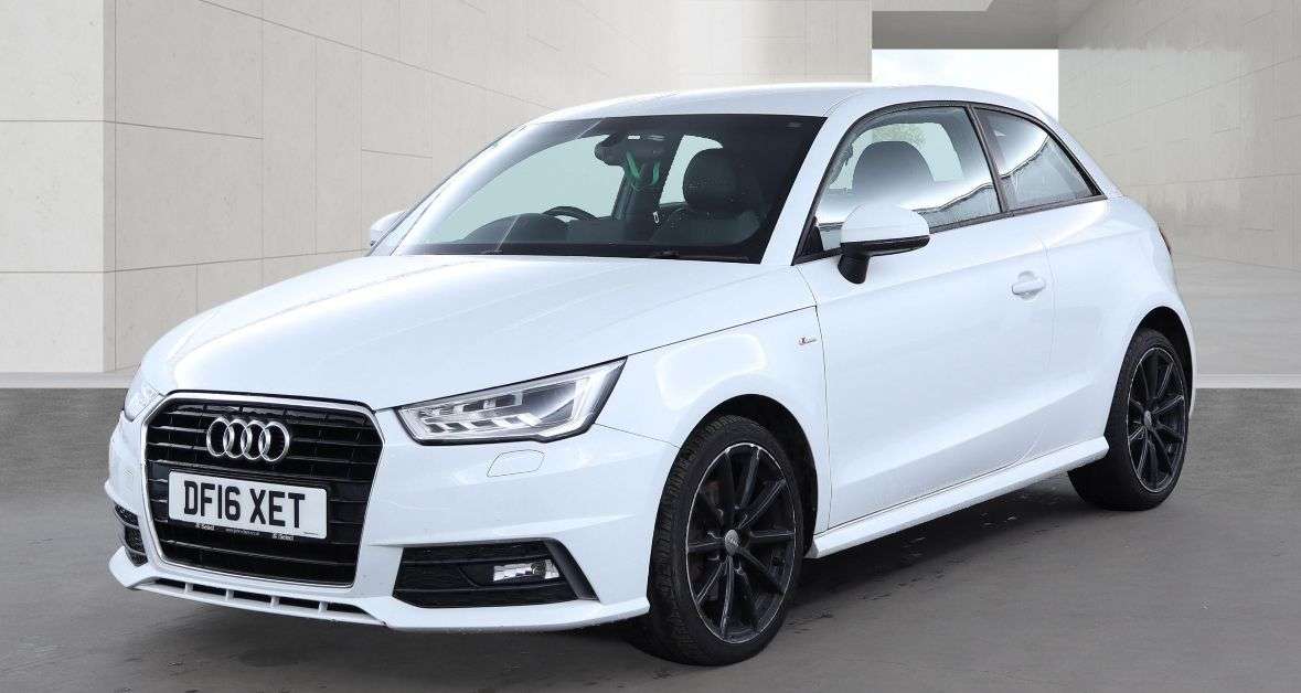 A 2016 AUDI A1 1.6 TDI S line Hatchback 3dr Diesel Manual Euro 6 (s/s) (116 ps) A 2016 AUDI A1 1.6 TDI S line Hatchback 3dr Diesel Manual Euro 6 (s/s) (116 ps)