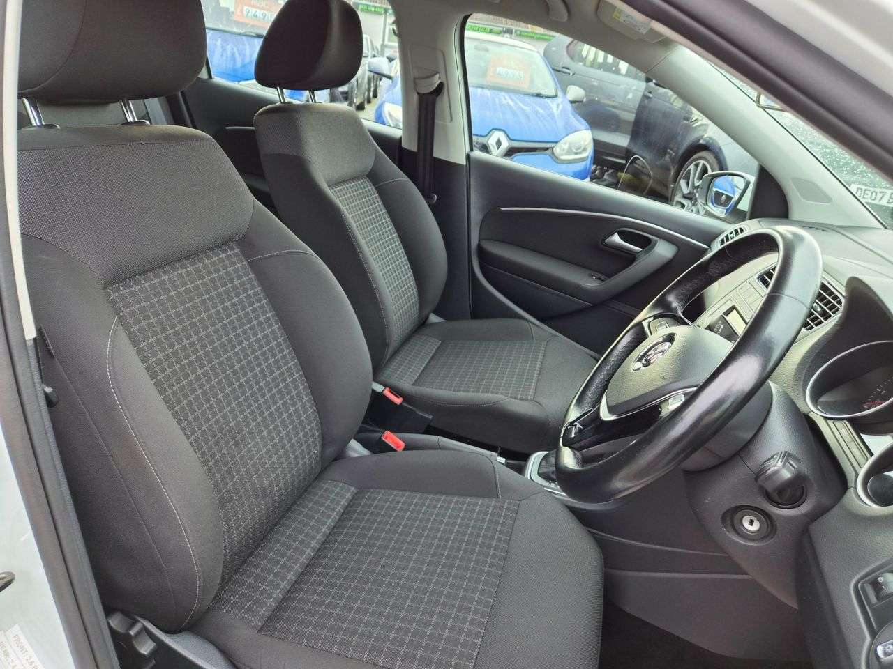 2014 VOLKSWAGEN POLO 2014 VOLKSWAGEN POLO
