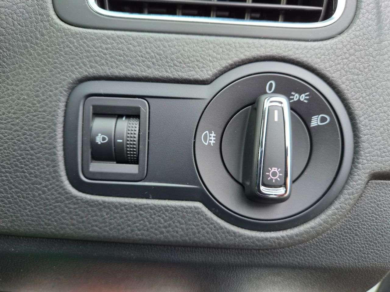 2014 VOLKSWAGEN POLO 2014 VOLKSWAGEN POLO