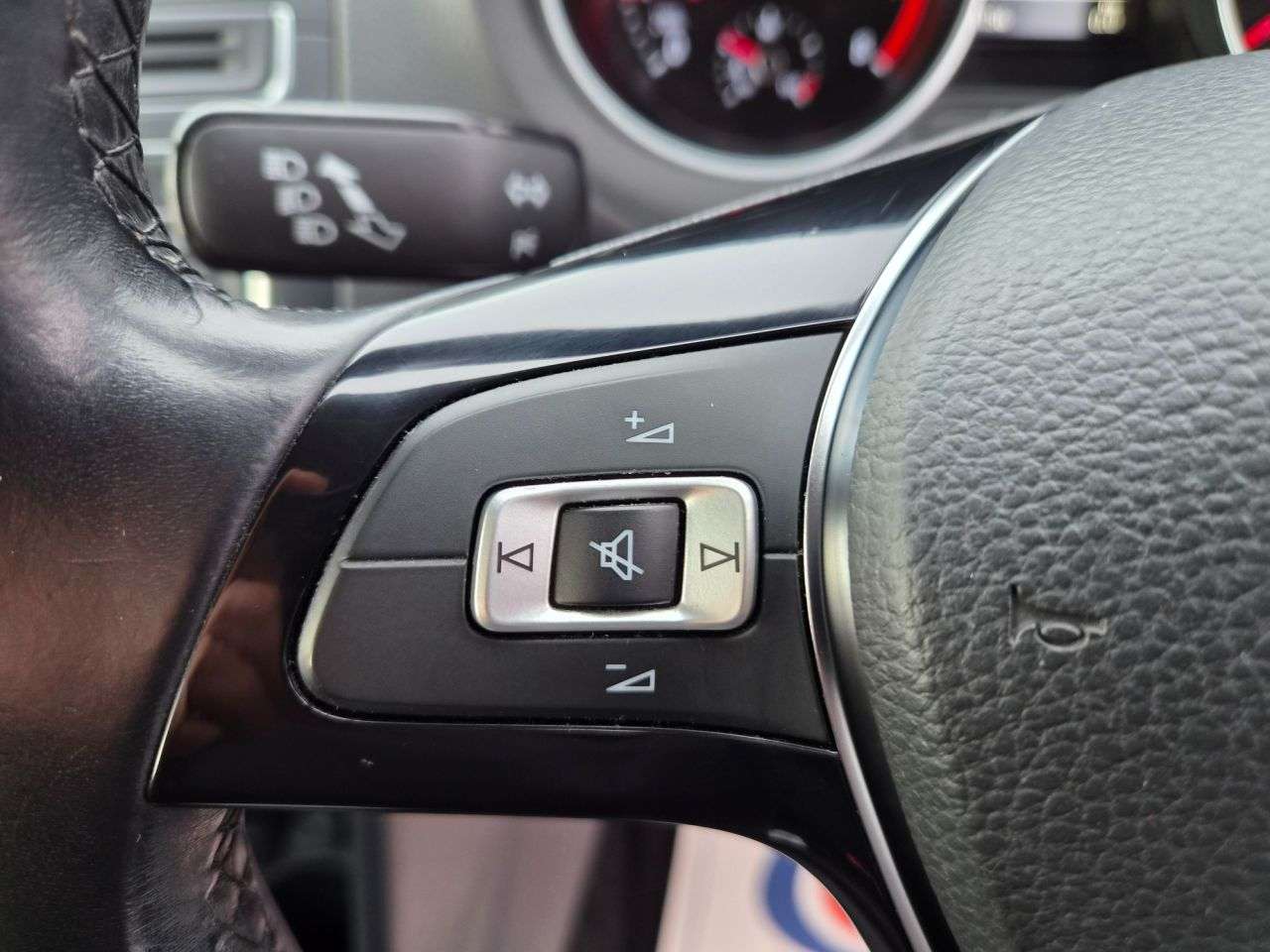 2014 VOLKSWAGEN POLO 2014 VOLKSWAGEN POLO