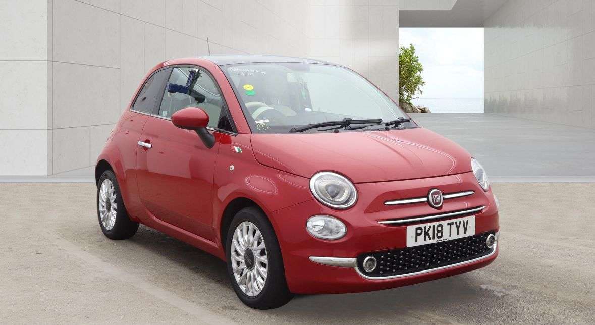 A 2018 FIAT 500 1.2 Lounge Hatchback 3dr Petrol Manual Euro 6 (s/s) (69 bhp) A 2018 FIAT 500 1.2 Lounge Hatchback 3dr Petrol Manual Euro 6 (s/s) (69 bhp)