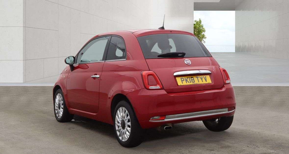 A 2018 FIAT 500 1.2 Lounge Hatchback 3dr Petrol Manual Euro 6 (s/s) (69 bhp) A 2018 FIAT 500 1.2 Lounge Hatchback 3dr Petrol Manual Euro 6 (s/s) (69 bhp)