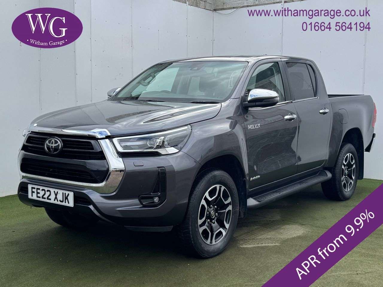 A 2022 TOYOTA HI-LUX 2.8 D-4D Invincible Pickup Double Cab 4dr Diesel Manual 4WD Euro 6 (s/s) (2 A 2022 TOYOTA HI-LUX 2.8 D-4D Invincible Pickup Double Cab 4dr Diesel Manual 4WD Euro 6 (s/s) (2