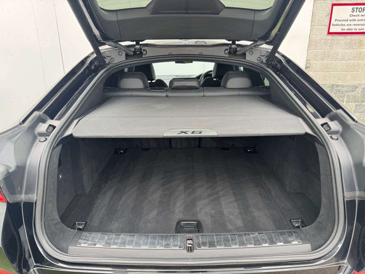 2022 BMW X6 2022 BMW X6