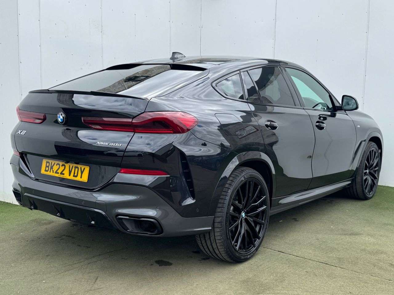 2022 BMW X6 2022 BMW X6