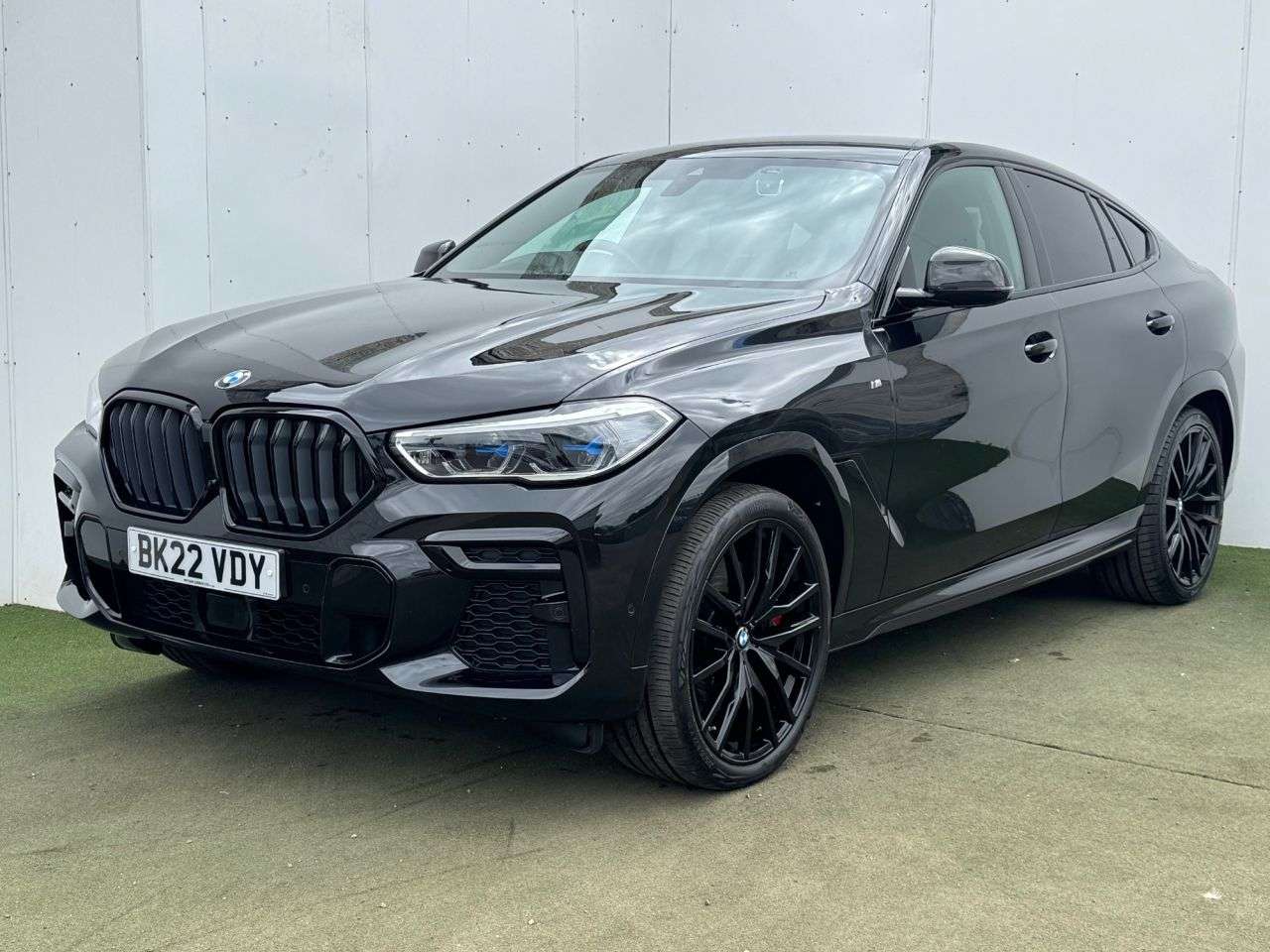 2022 BMW X6 2022 BMW X6