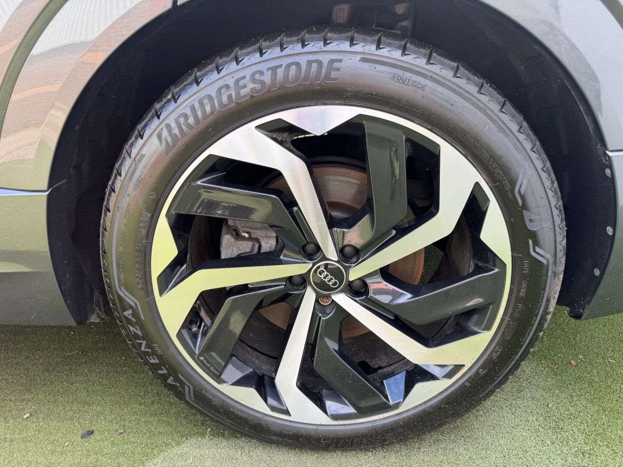 2022 AUDI E-TRON 2022 AUDI E-TRON