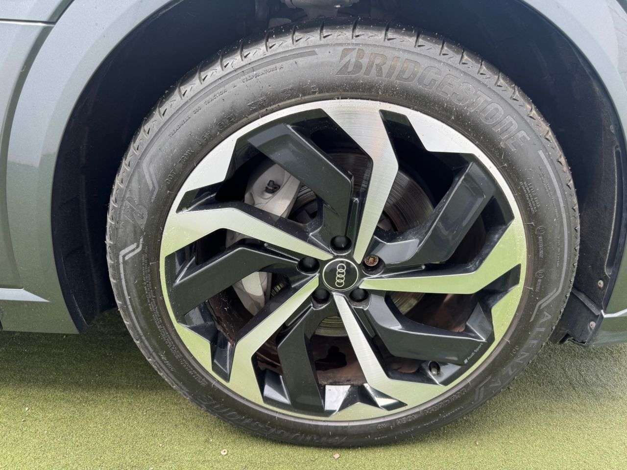 2022 AUDI E-TRON 2022 AUDI E-TRON