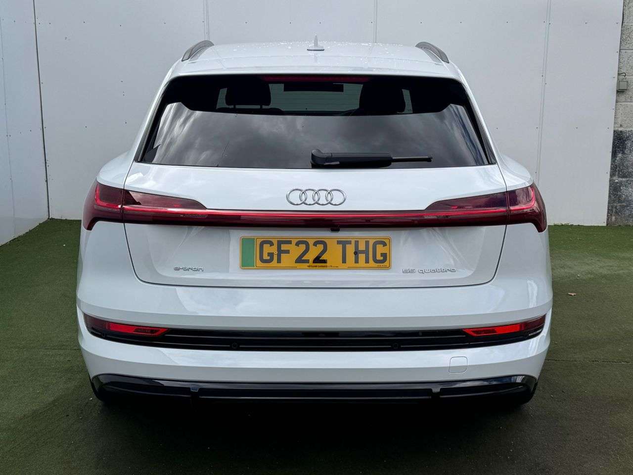 2022 AUDI E-TRON 2022 AUDI E-TRON