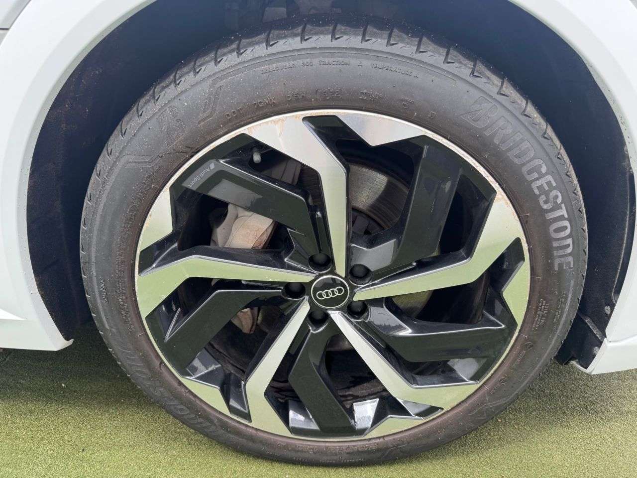 2022 AUDI E-TRON 2022 AUDI E-TRON