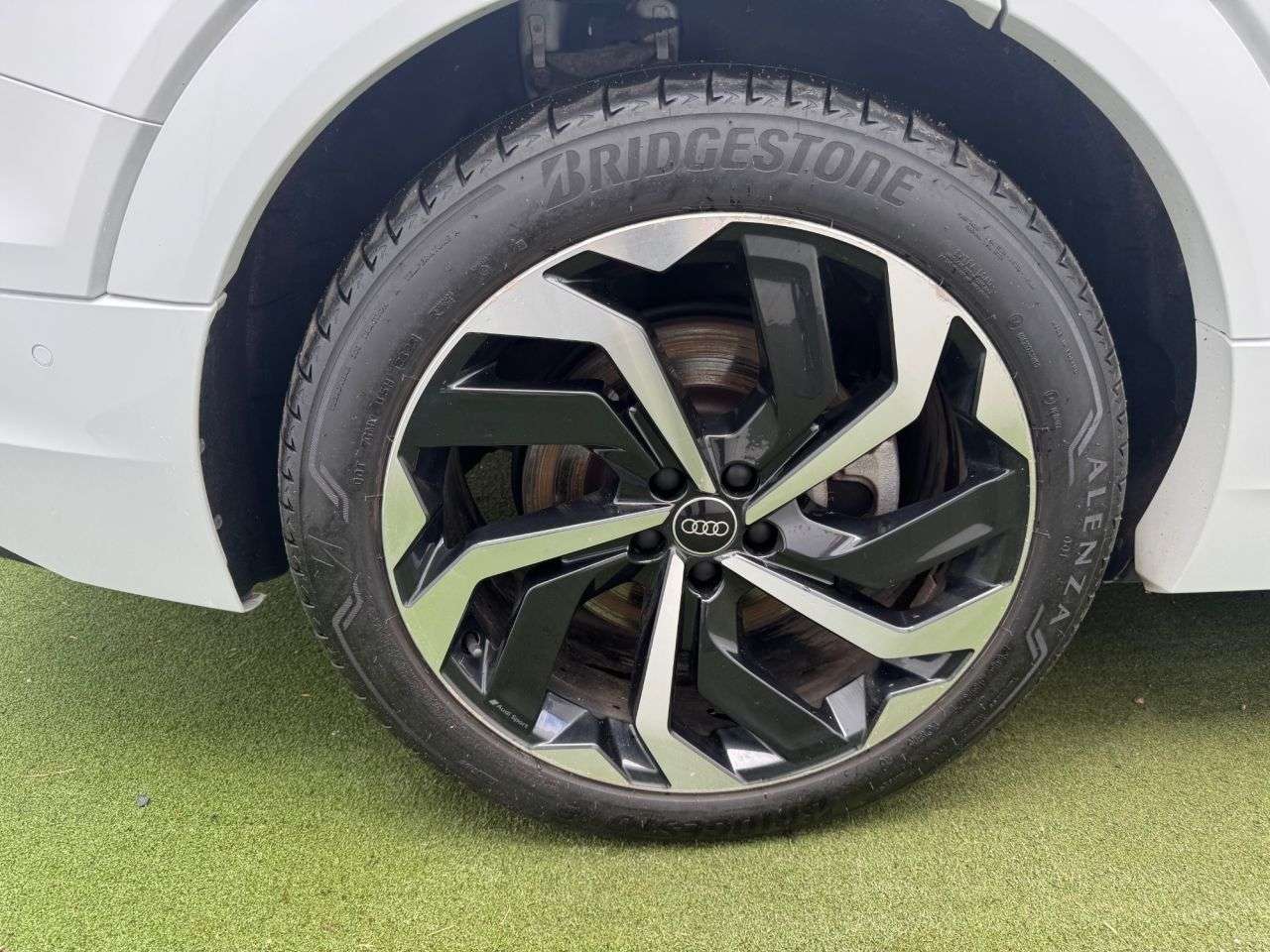 2022 AUDI E-TRON 2022 AUDI E-TRON