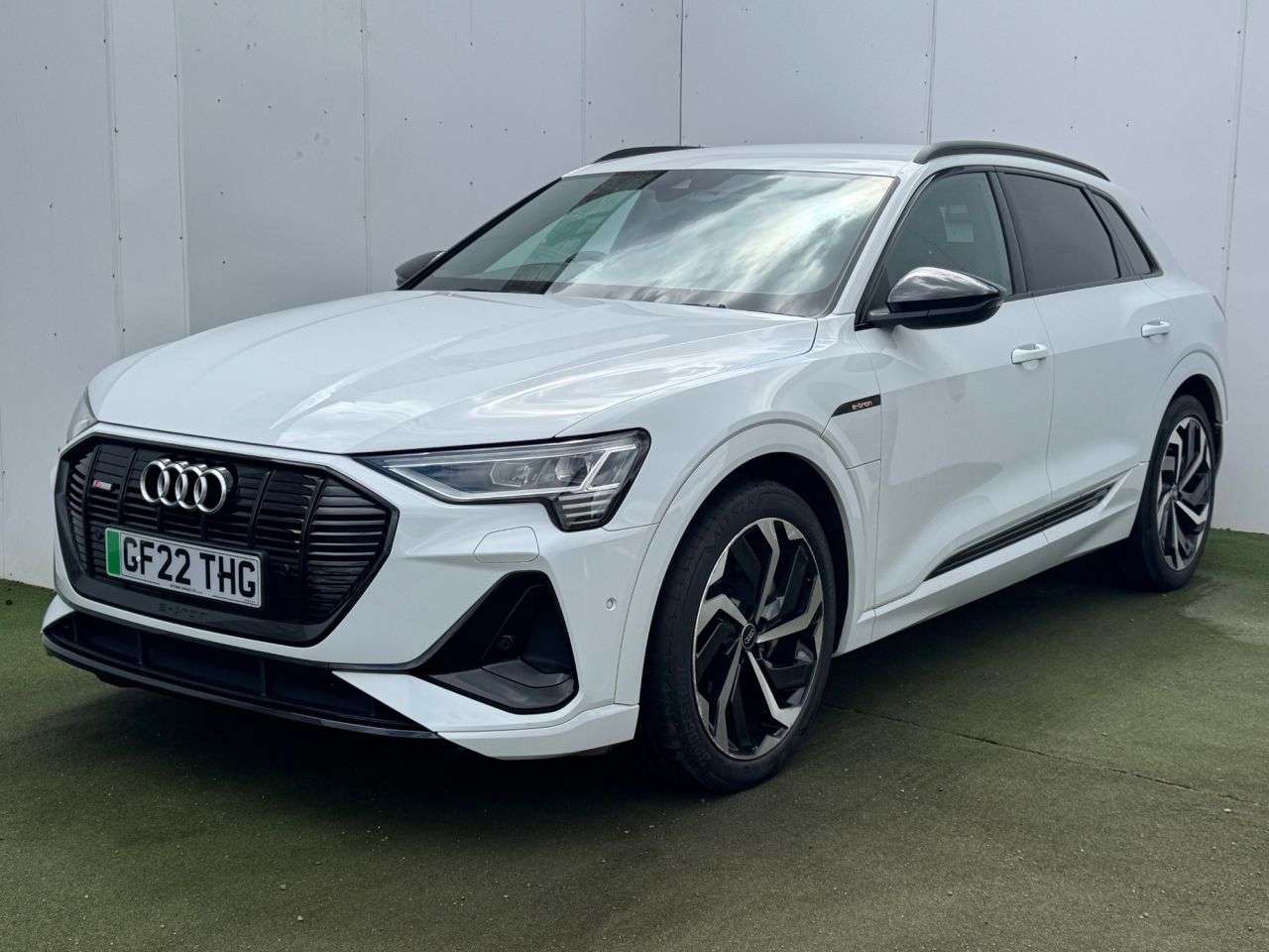 2022 AUDI E-TRON 2022 AUDI E-TRON