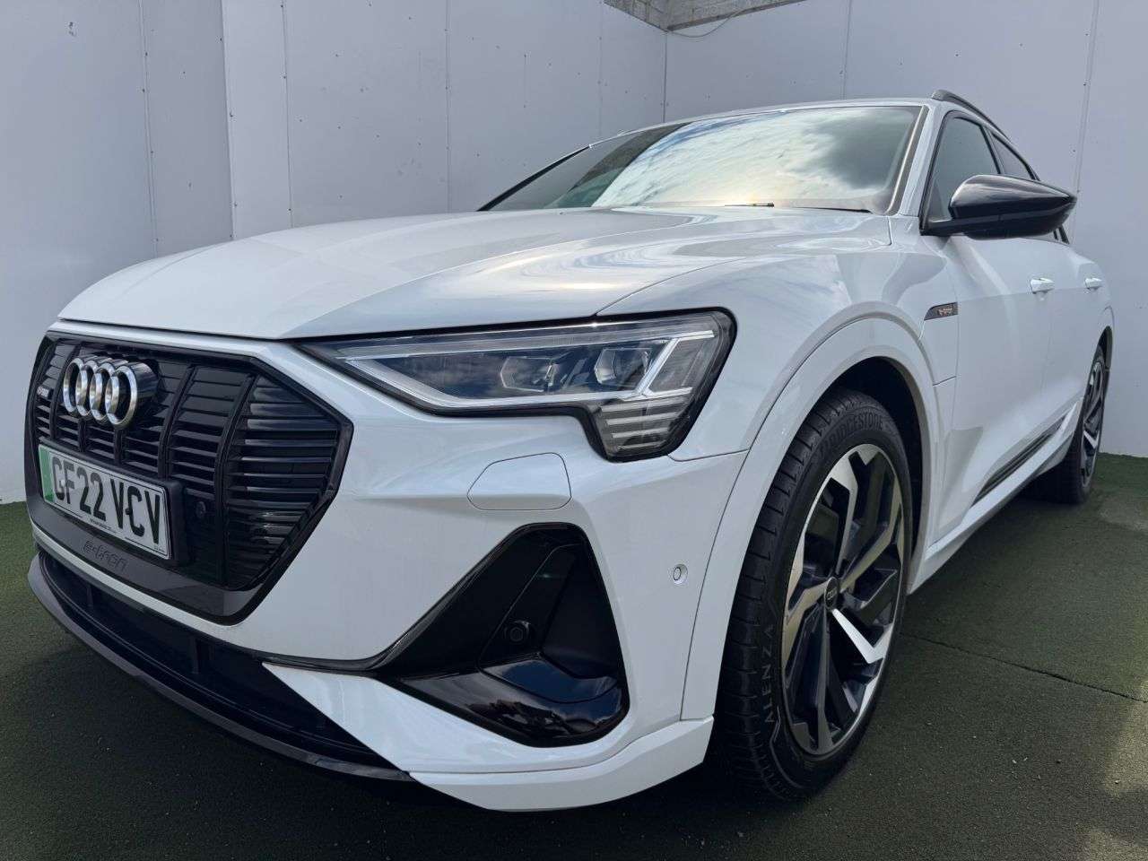 2022 AUDI E-TRON 2022 AUDI E-TRON