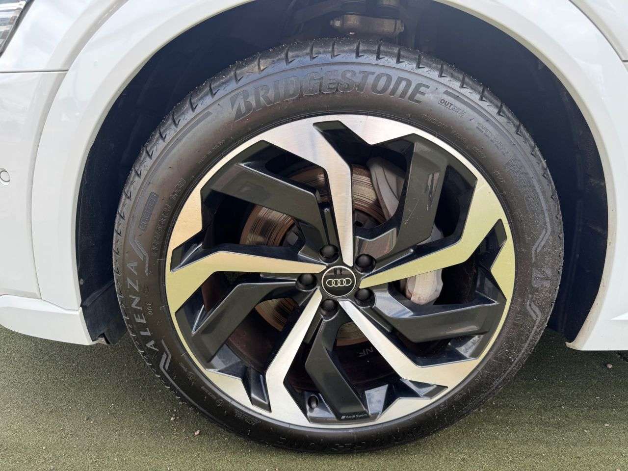 2022 AUDI E-TRON 2022 AUDI E-TRON