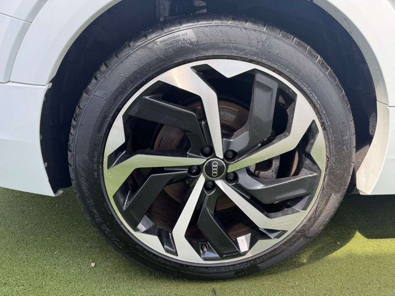 2022 AUDI E-TRON 2022 AUDI E-TRON