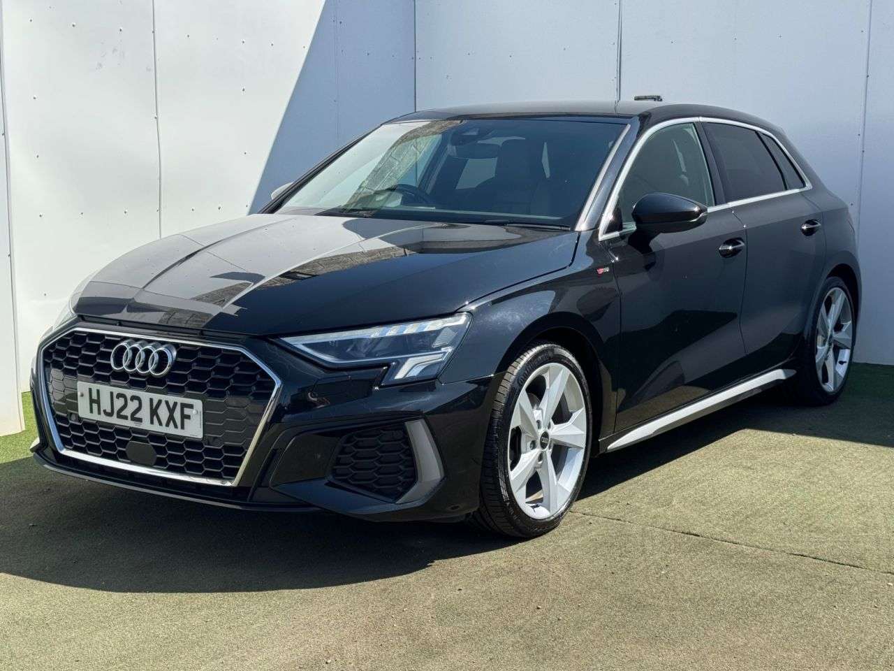 A 2022 AUDI A3 1.5 TFSI 35 S line Sportback 5dr Petrol S Tronic Euro 6 (s/s) (150 ps) A 2022 AUDI A3 1.5 TFSI 35 S line Sportback 5dr Petrol S Tronic Euro 6 (s/s) (150 ps)