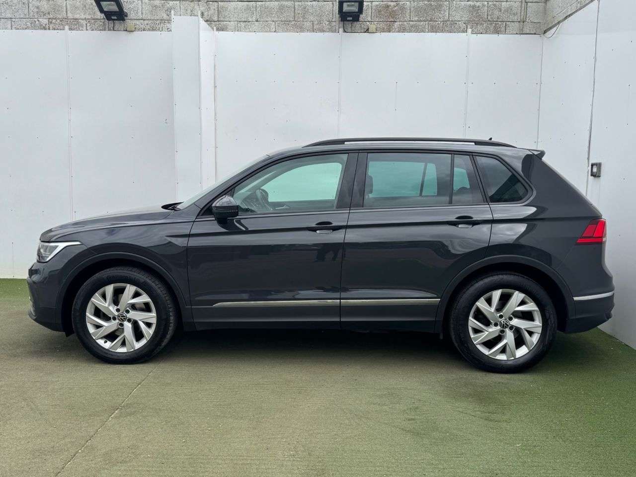 2022 VOLKSWAGEN TIGUAN 2022 VOLKSWAGEN TIGUAN
