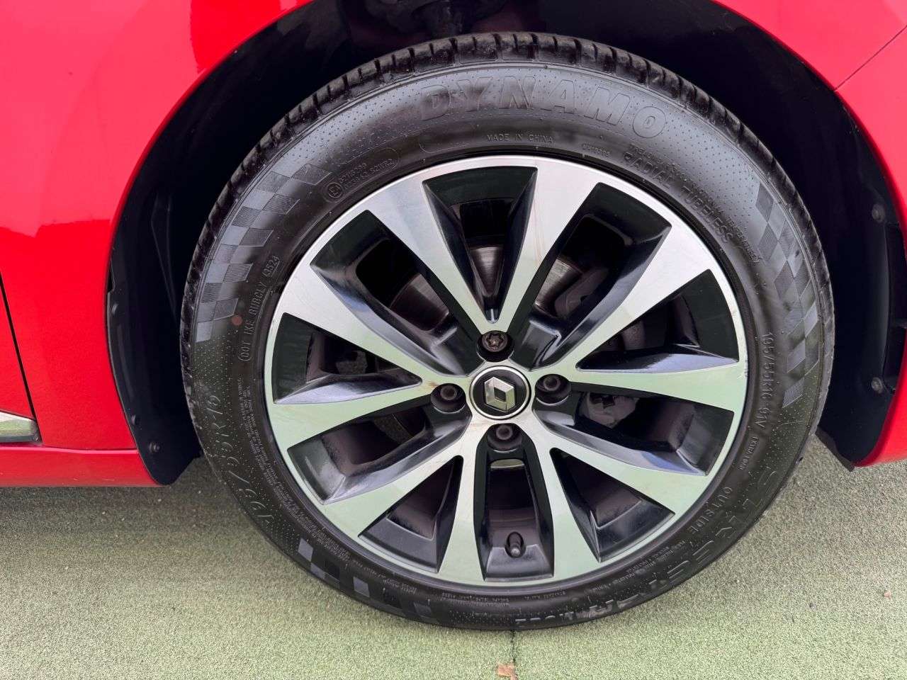 0 RENAULT CLIO 0 RENAULT CLIO