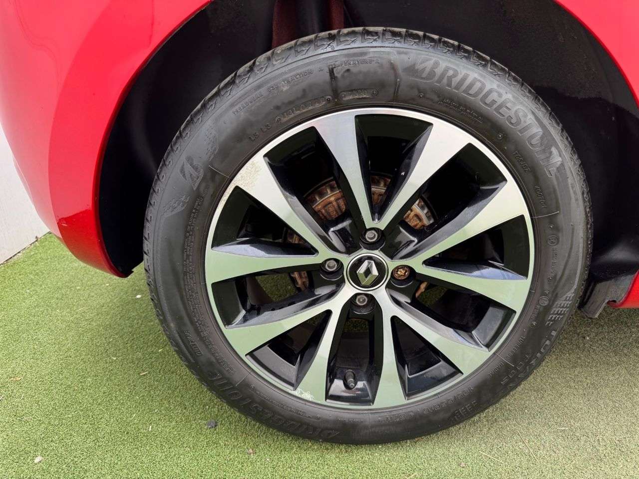 0 RENAULT CLIO 0 RENAULT CLIO