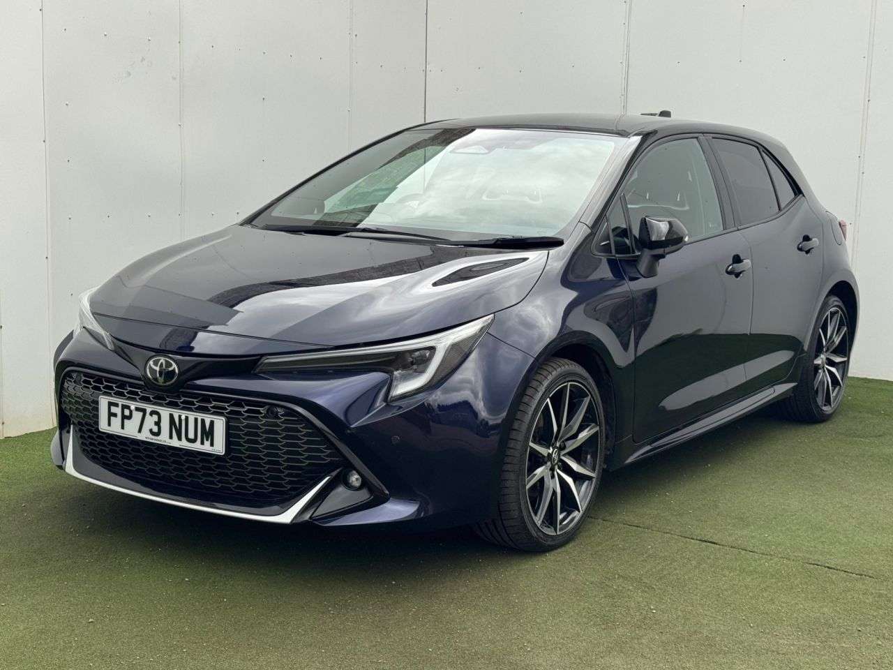 A 2024 TOYOTA COROLLA 1.8 VVT-h GR SPORT Hatchback 5dr Petrol Hybrid CVT Euro 6 (s/s) (140 ps) A 2024 TOYOTA COROLLA 1.8 VVT-h GR SPORT Hatchback 5dr Petrol Hybrid CVT Euro 6 (s/s) (140 ps)