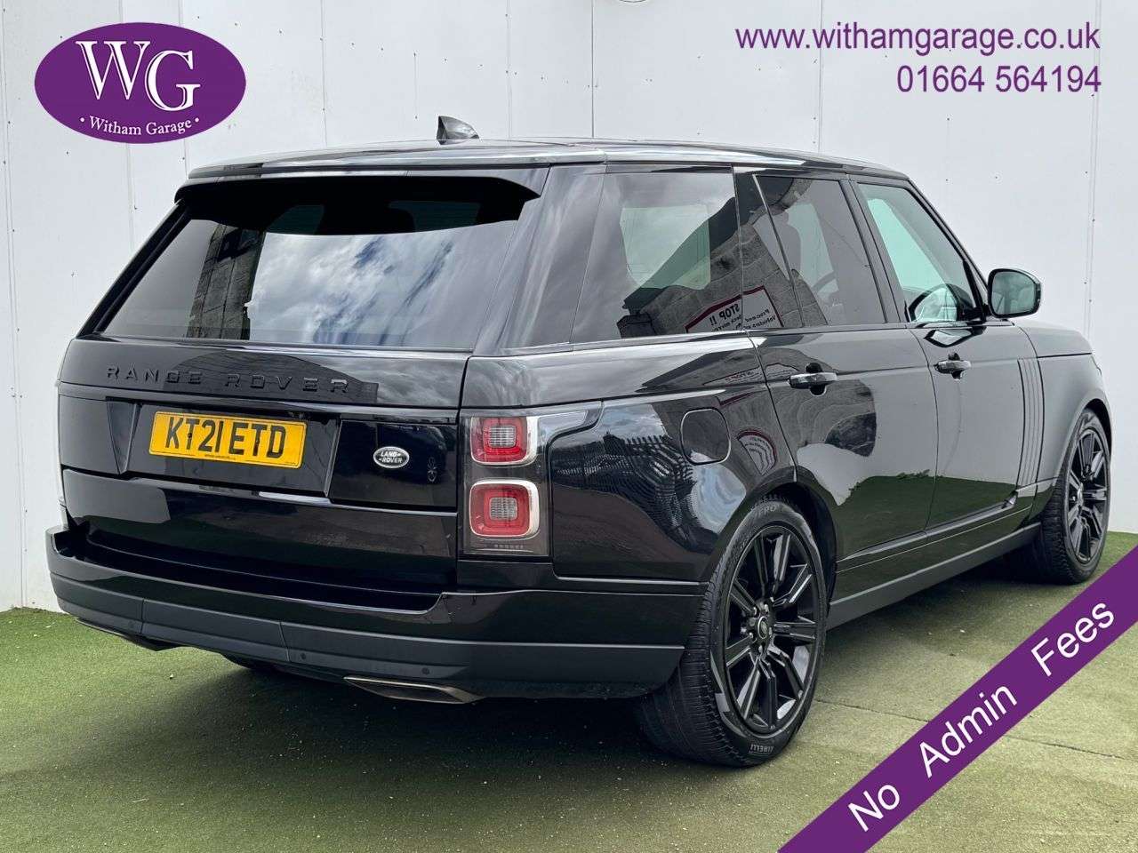 A 2021 LAND ROVER RANGE ROVER 2.0 P400e 13.1kWh Westminster Black SUV 5dr Petrol Plug-in Hybrid Auto 4WD A 2021 LAND ROVER RANGE ROVER 2.0 P400e 13.1kWh Westminster Black SUV 5dr Petrol Plug-in Hybrid Auto 4WD