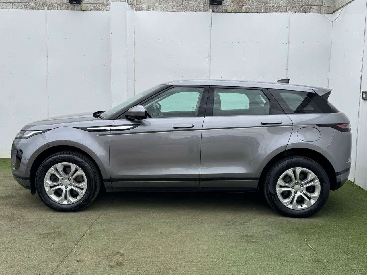 2021 LAND ROVER RANGE ROVER EVOQUE 2021 LAND ROVER RANGE ROVER EVOQUE