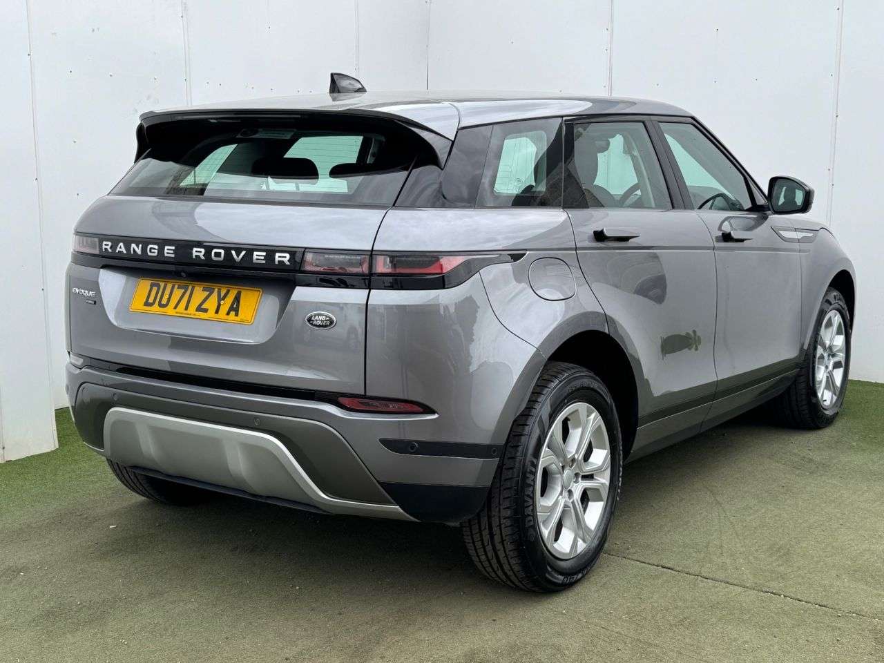 2021 LAND ROVER RANGE ROVER EVOQUE 2021 LAND ROVER RANGE ROVER EVOQUE