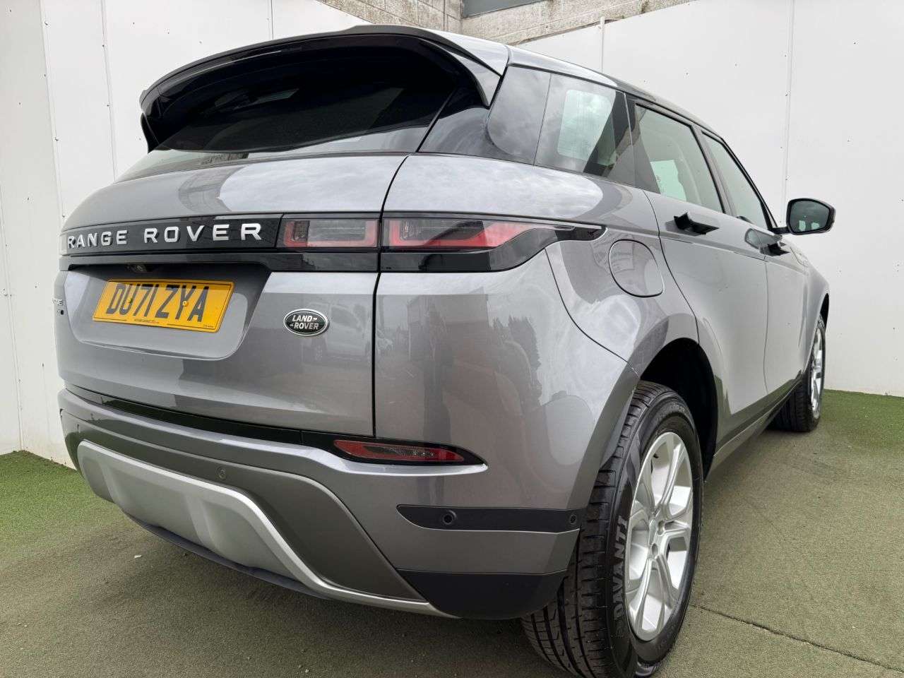 2021 LAND ROVER RANGE ROVER EVOQUE 2021 LAND ROVER RANGE ROVER EVOQUE