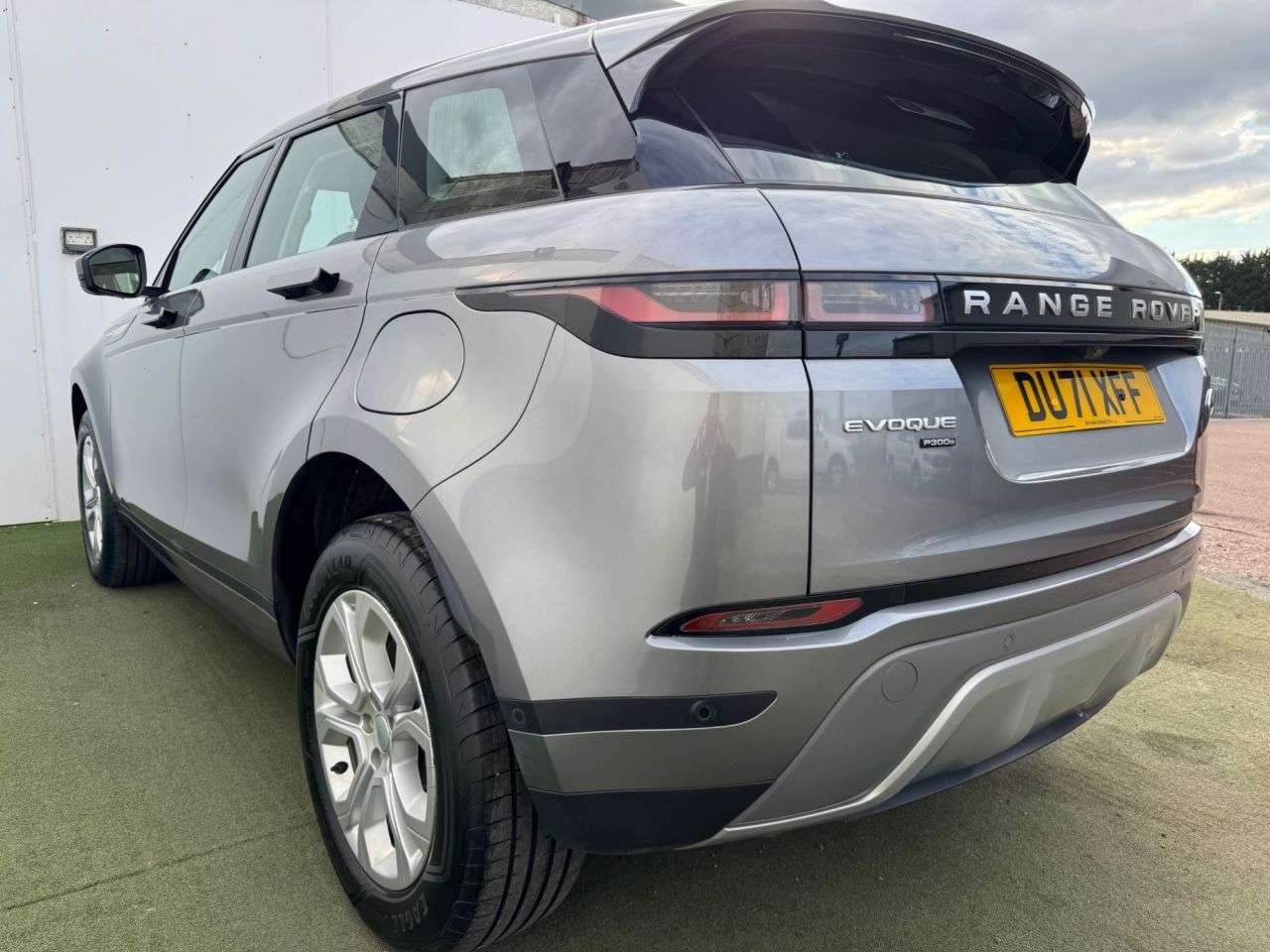 2021 LAND ROVER RANGE ROVER EVOQUE 2021 LAND ROVER RANGE ROVER EVOQUE