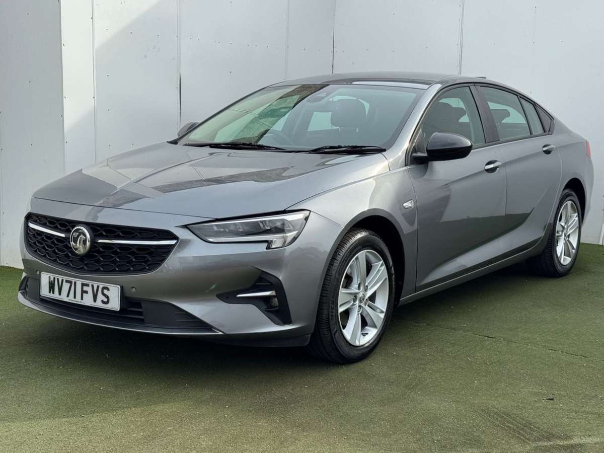 Check out this Vauxhall Insignia 2021 Diesel Manual