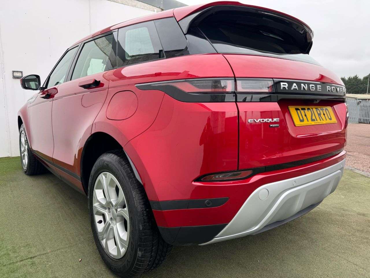 2021 LAND ROVER RANGE ROVER EVOQUE 2021 LAND ROVER RANGE ROVER EVOQUE