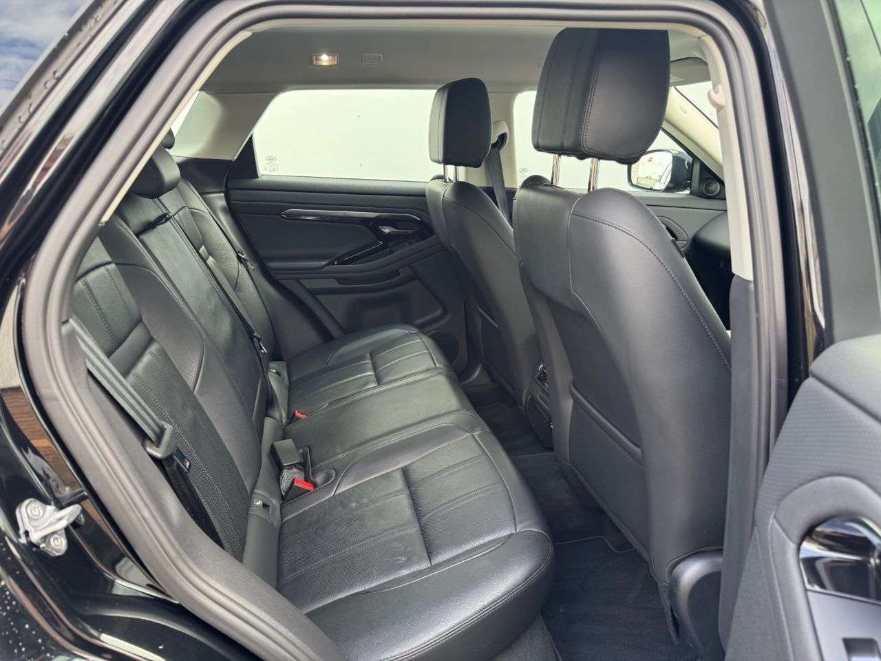 2021 LAND ROVER RANGE ROVER EVOQUE 2021 LAND ROVER RANGE ROVER EVOQUE