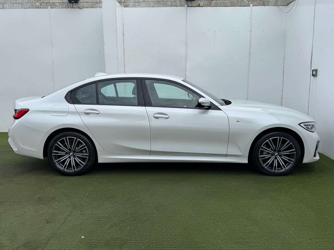 2021 BMW 3 SERIES 2021 BMW 3 SERIES