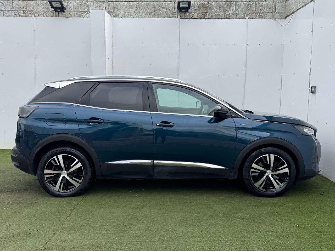 2021 PEUGEOT 3008 2021 PEUGEOT 3008