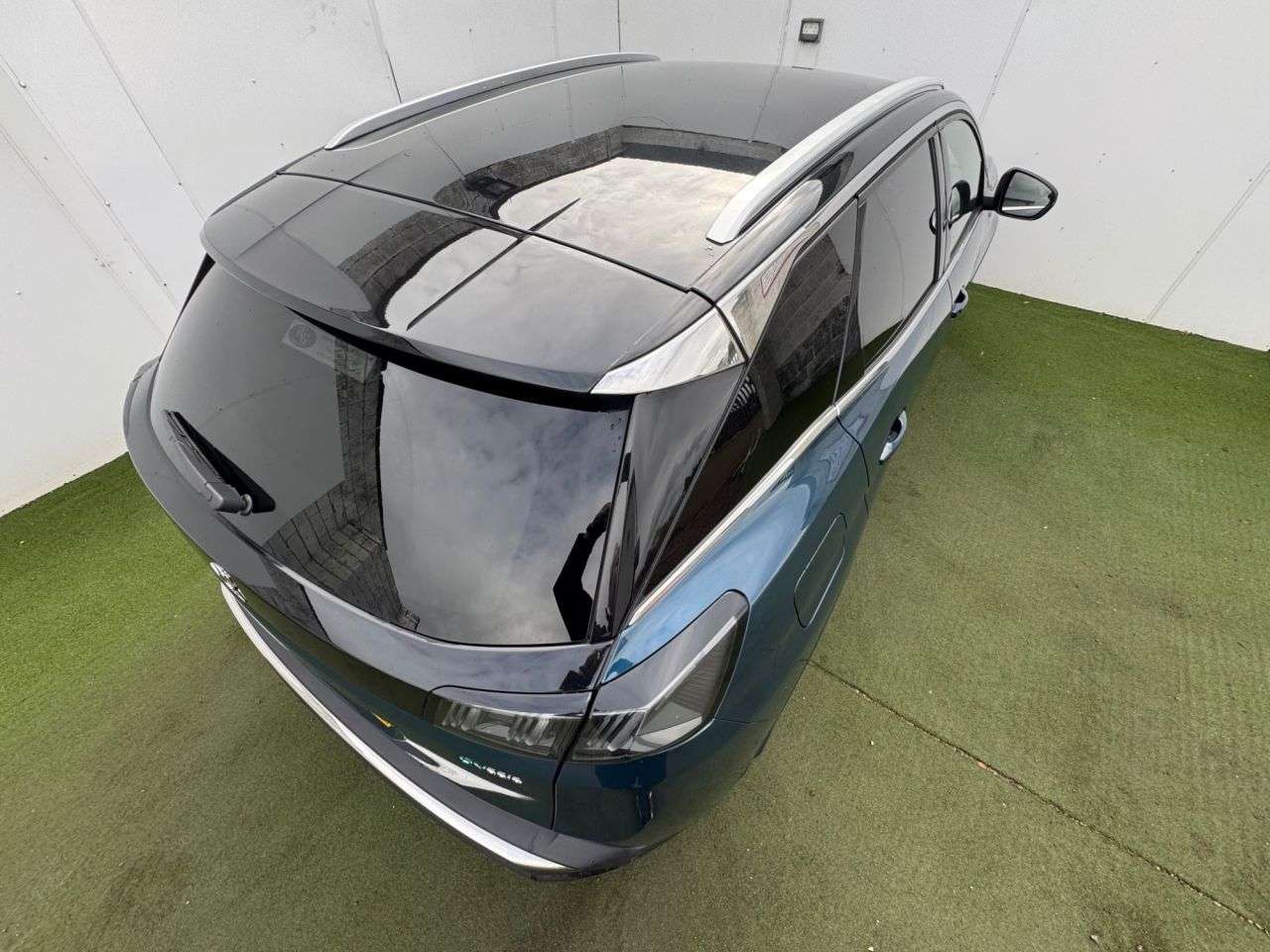 2021 PEUGEOT 3008 2021 PEUGEOT 3008