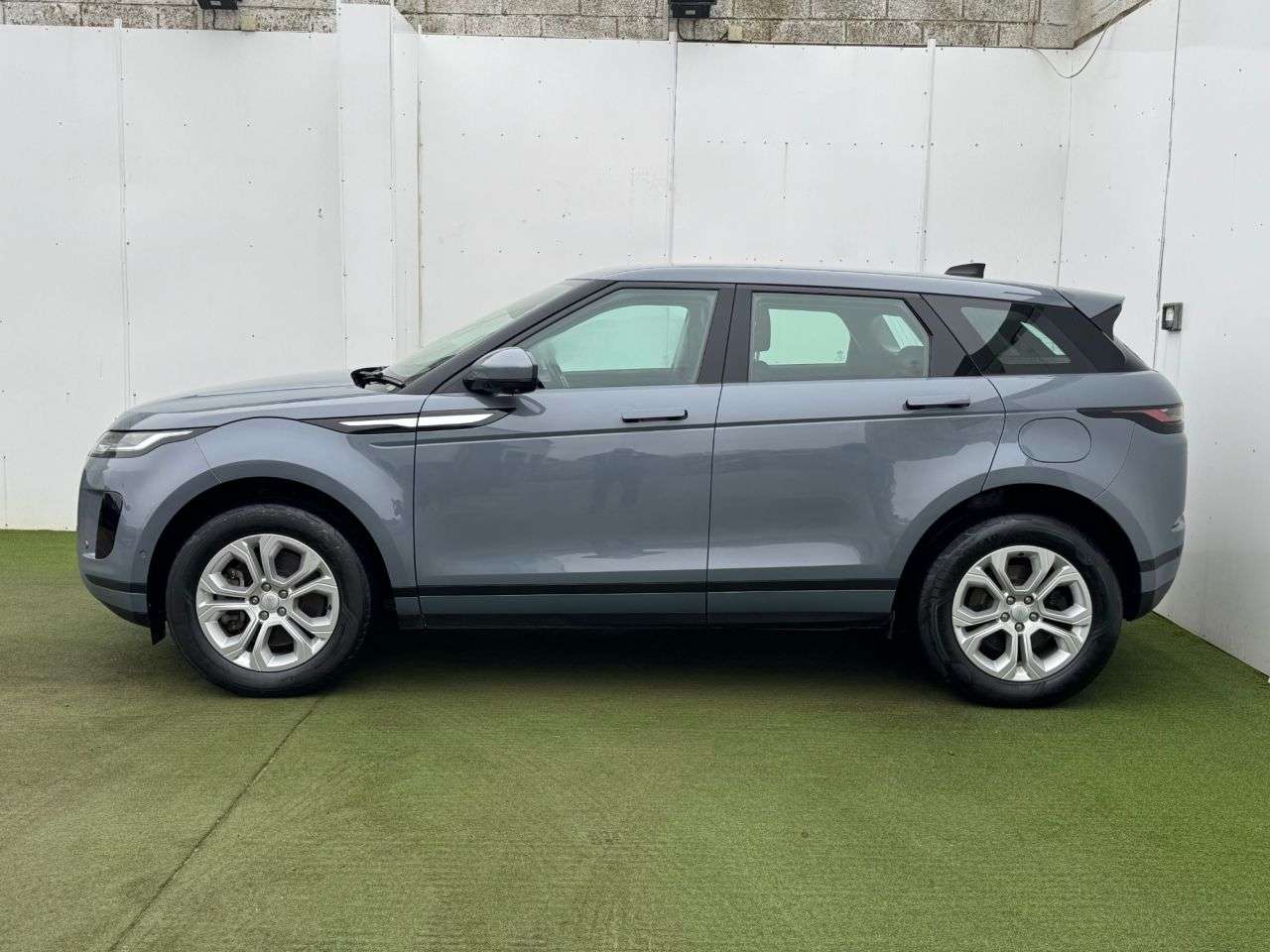 2021 LAND ROVER RANGE ROVER EVOQUE 2021 LAND ROVER RANGE ROVER EVOQUE