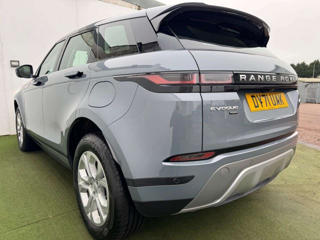 2021 LAND ROVER RANGE ROVER EVOQUE 2021 LAND ROVER RANGE ROVER EVOQUE