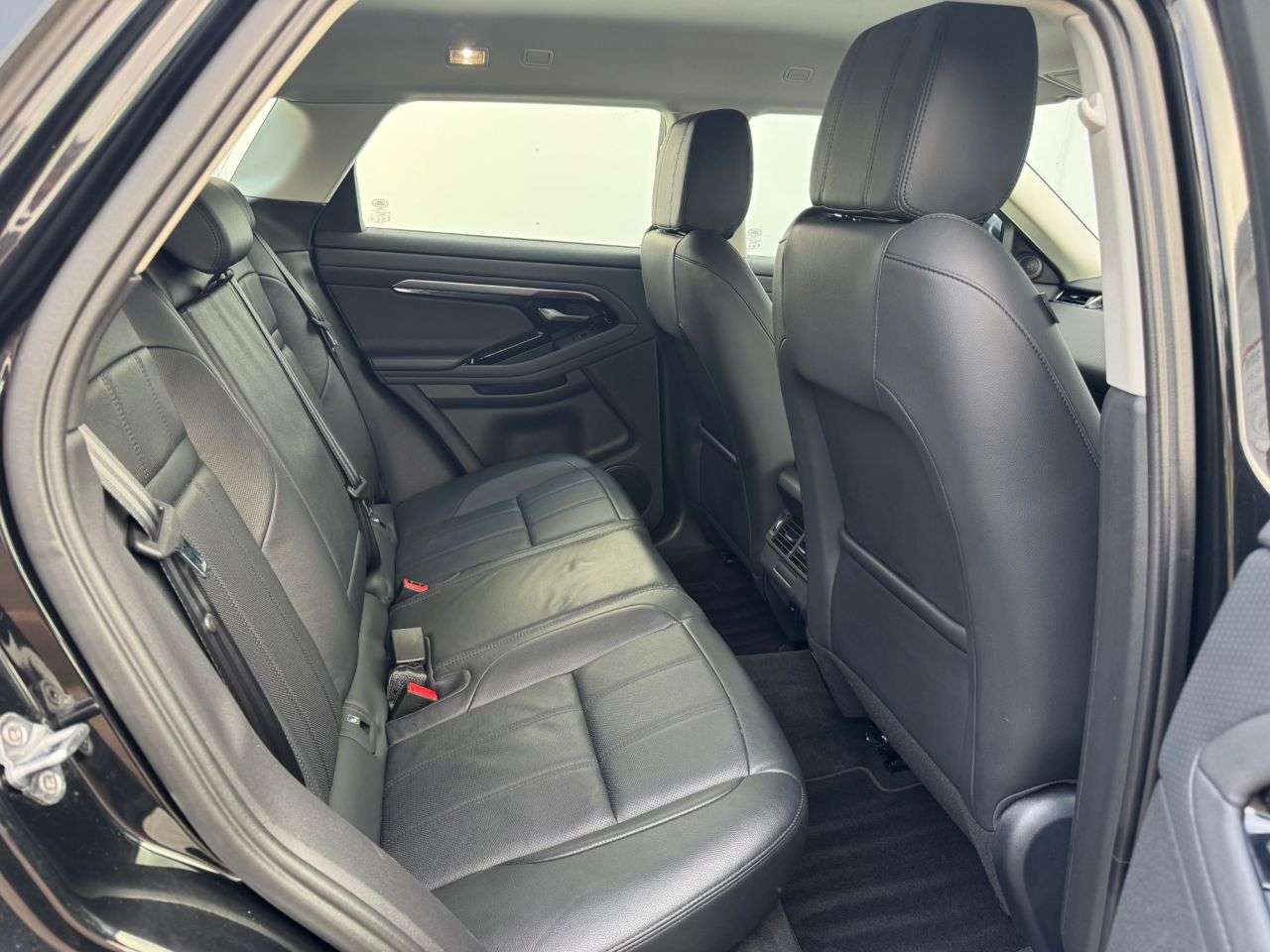 2021 LAND ROVER RANGE ROVER EVOQUE 2021 LAND ROVER RANGE ROVER EVOQUE