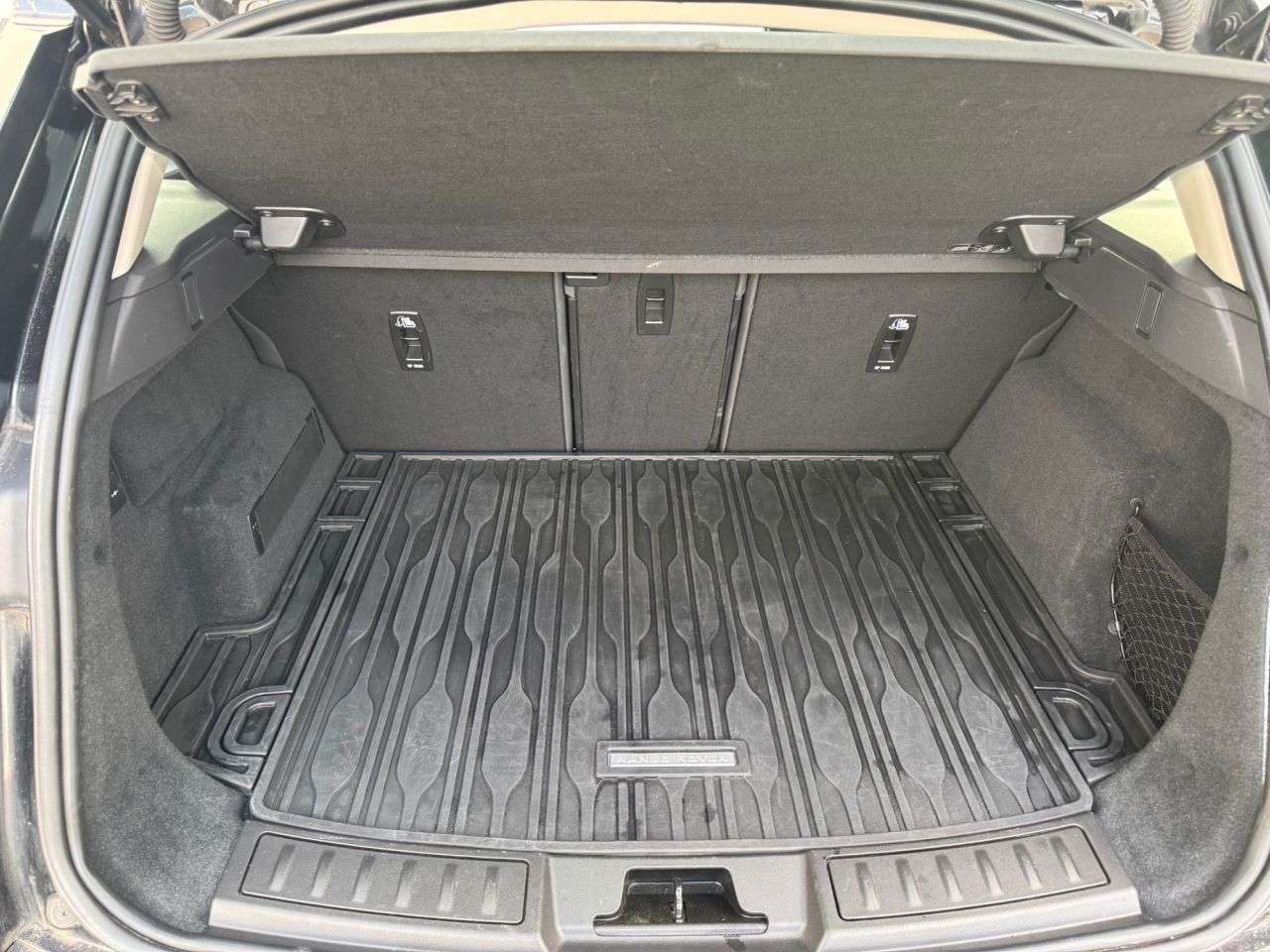 2021 LAND ROVER RANGE ROVER EVOQUE 2021 LAND ROVER RANGE ROVER EVOQUE