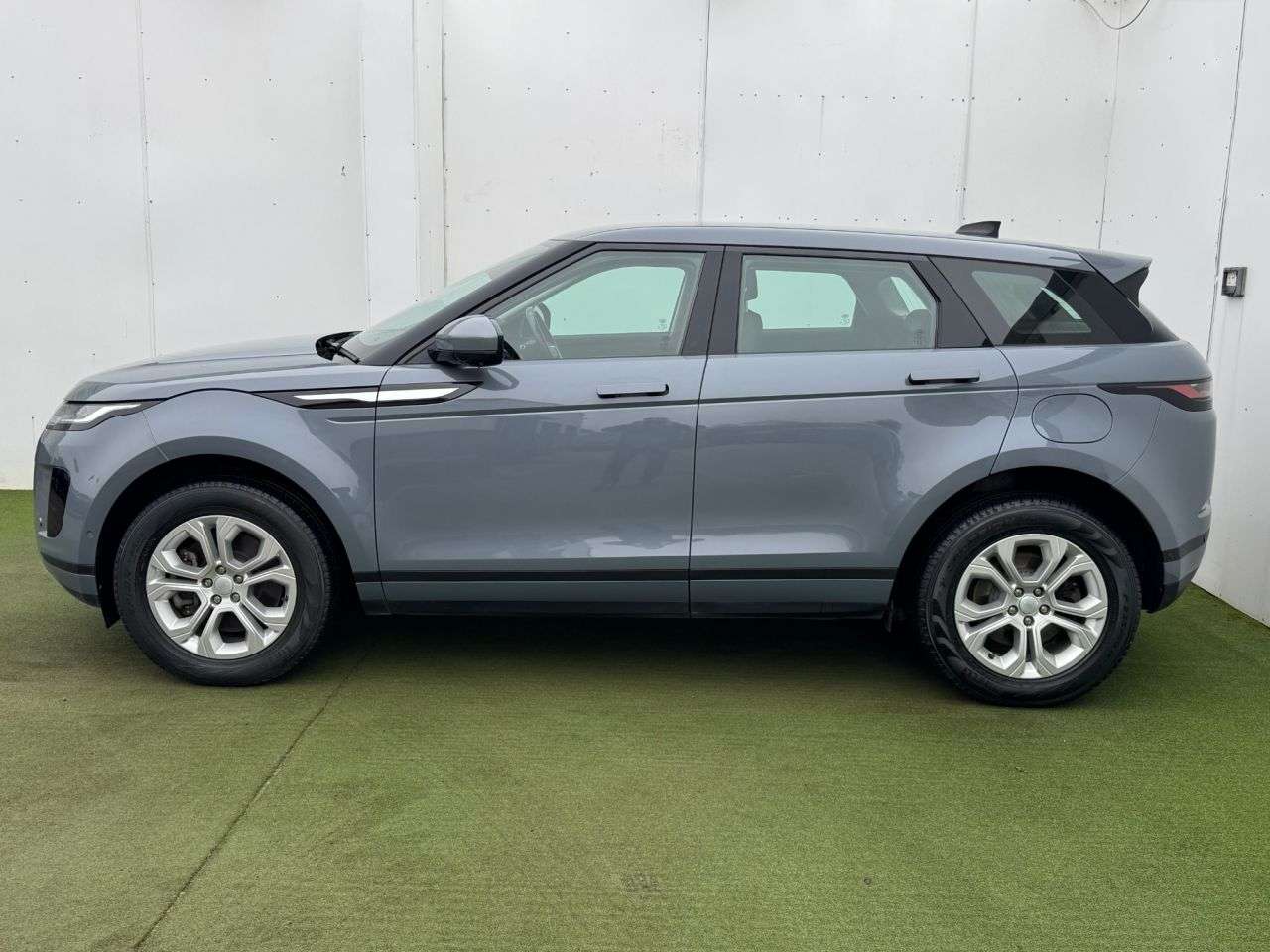 2021 LAND ROVER RANGE ROVER EVOQUE 2021 LAND ROVER RANGE ROVER EVOQUE