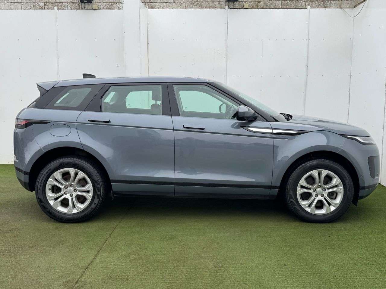 2021 LAND ROVER RANGE ROVER EVOQUE 2021 LAND ROVER RANGE ROVER EVOQUE