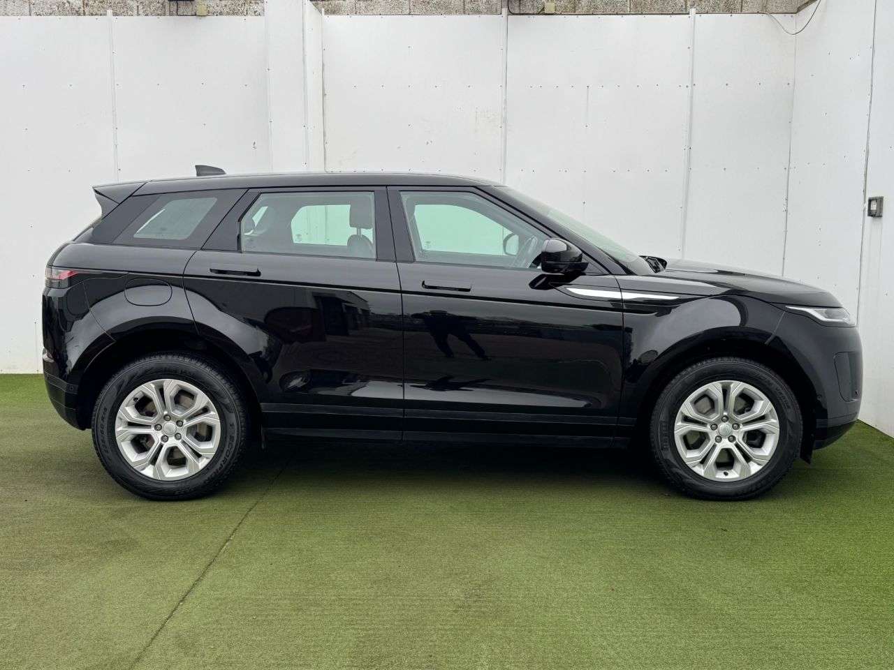 2021 LAND ROVER RANGE ROVER EVOQUE 2021 LAND ROVER RANGE ROVER EVOQUE