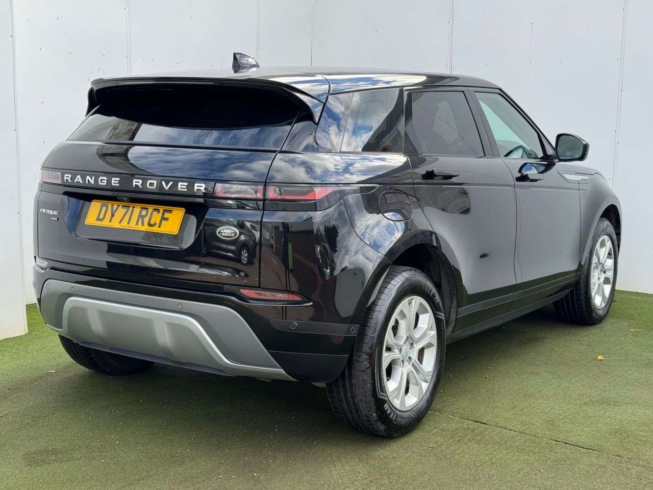 2021 LAND ROVER RANGE ROVER EVOQUE 2021 LAND ROVER RANGE ROVER EVOQUE