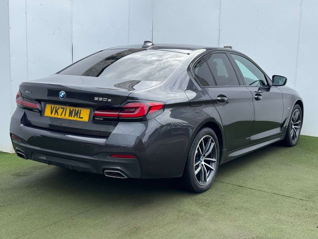 2021 BMW 5 SERIES 2021 BMW 5 SERIES