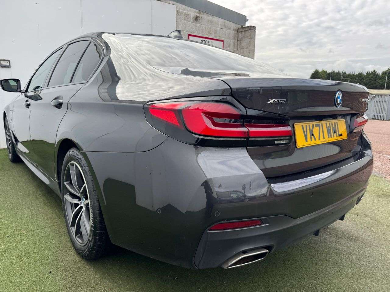 2021 BMW 5 SERIES 2021 BMW 5 SERIES