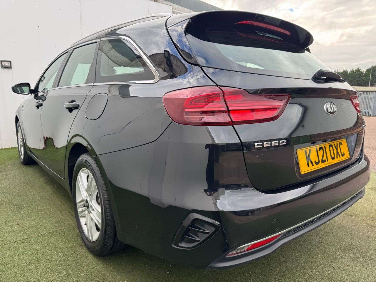 2021 KIA CEED 2021 KIA CEED